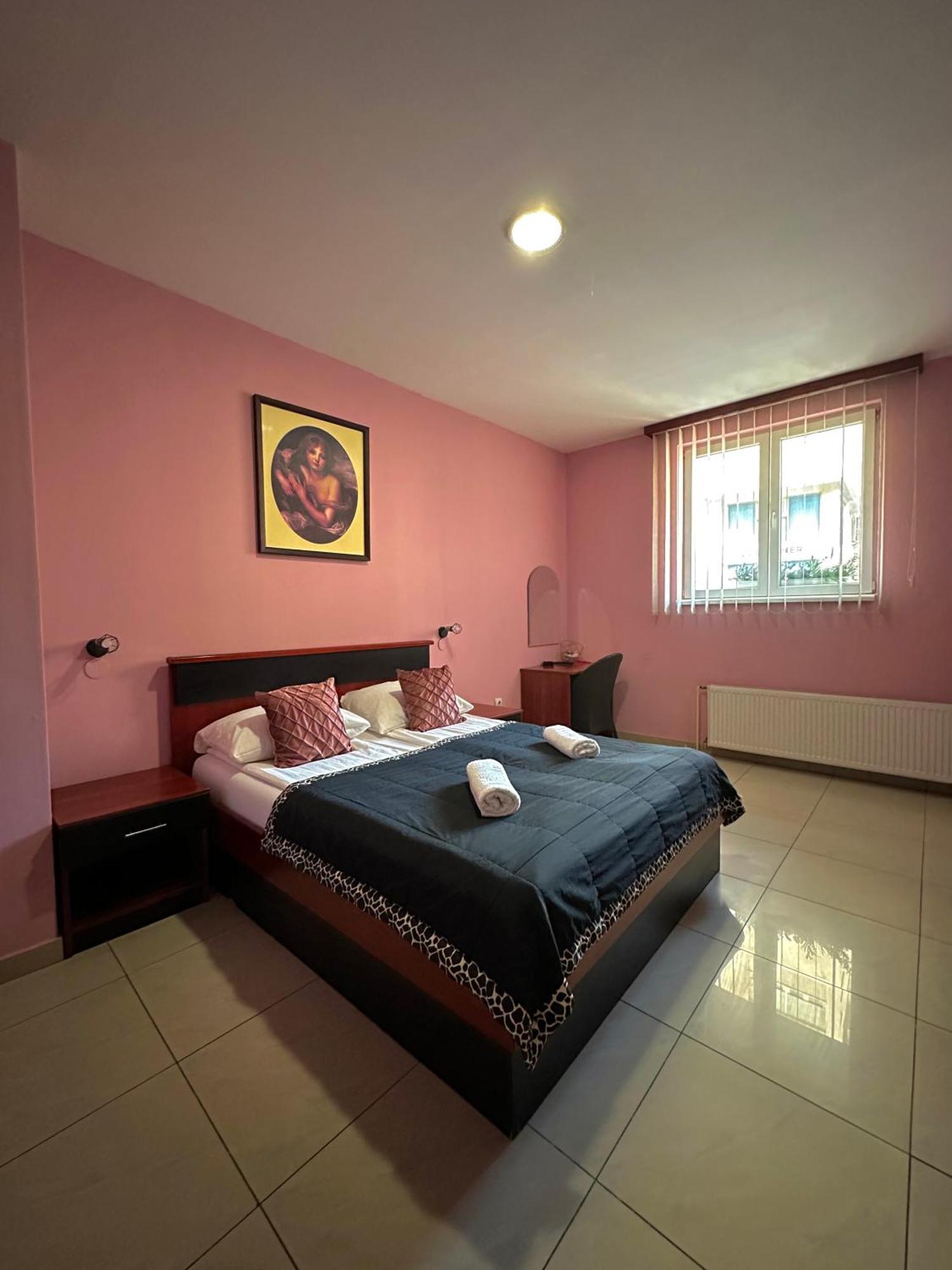 Hostel Herz Баня-Лука Екстер'єр фото