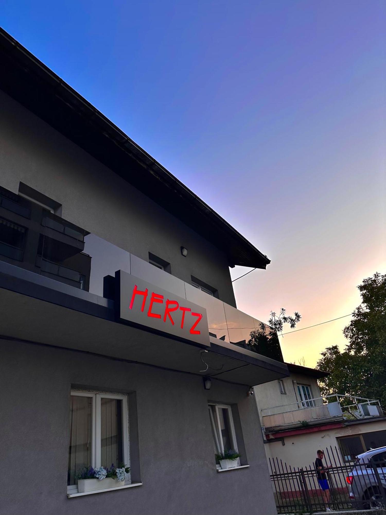 Hostel Herz Баня-Лука Екстер'єр фото