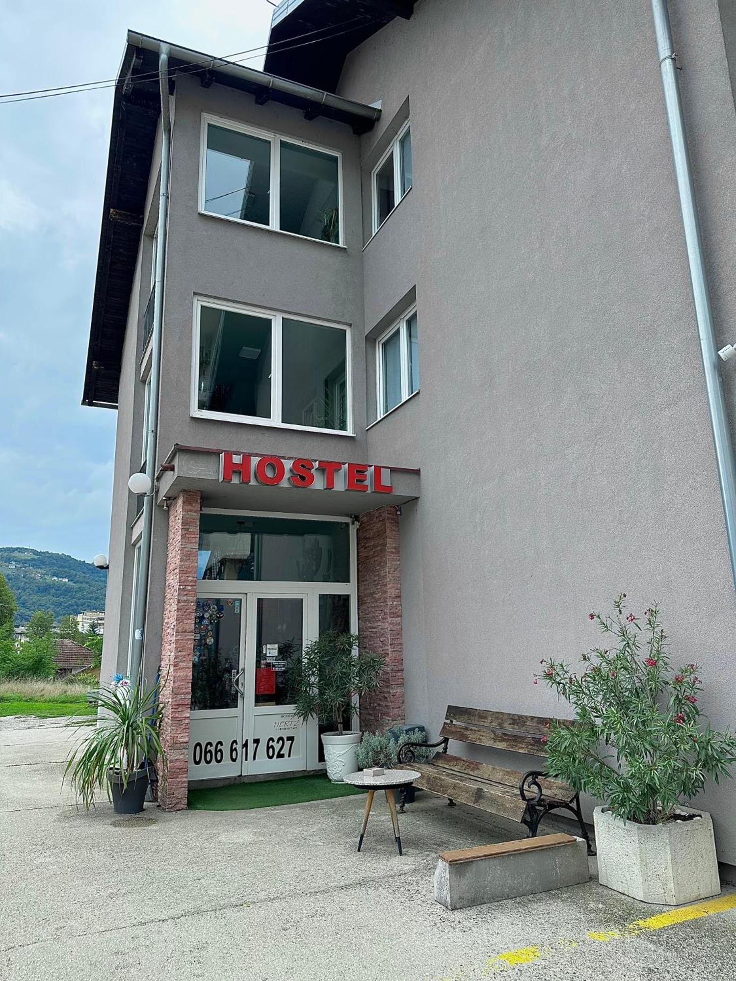 Hostel Herz Баня-Лука Екстер'єр фото