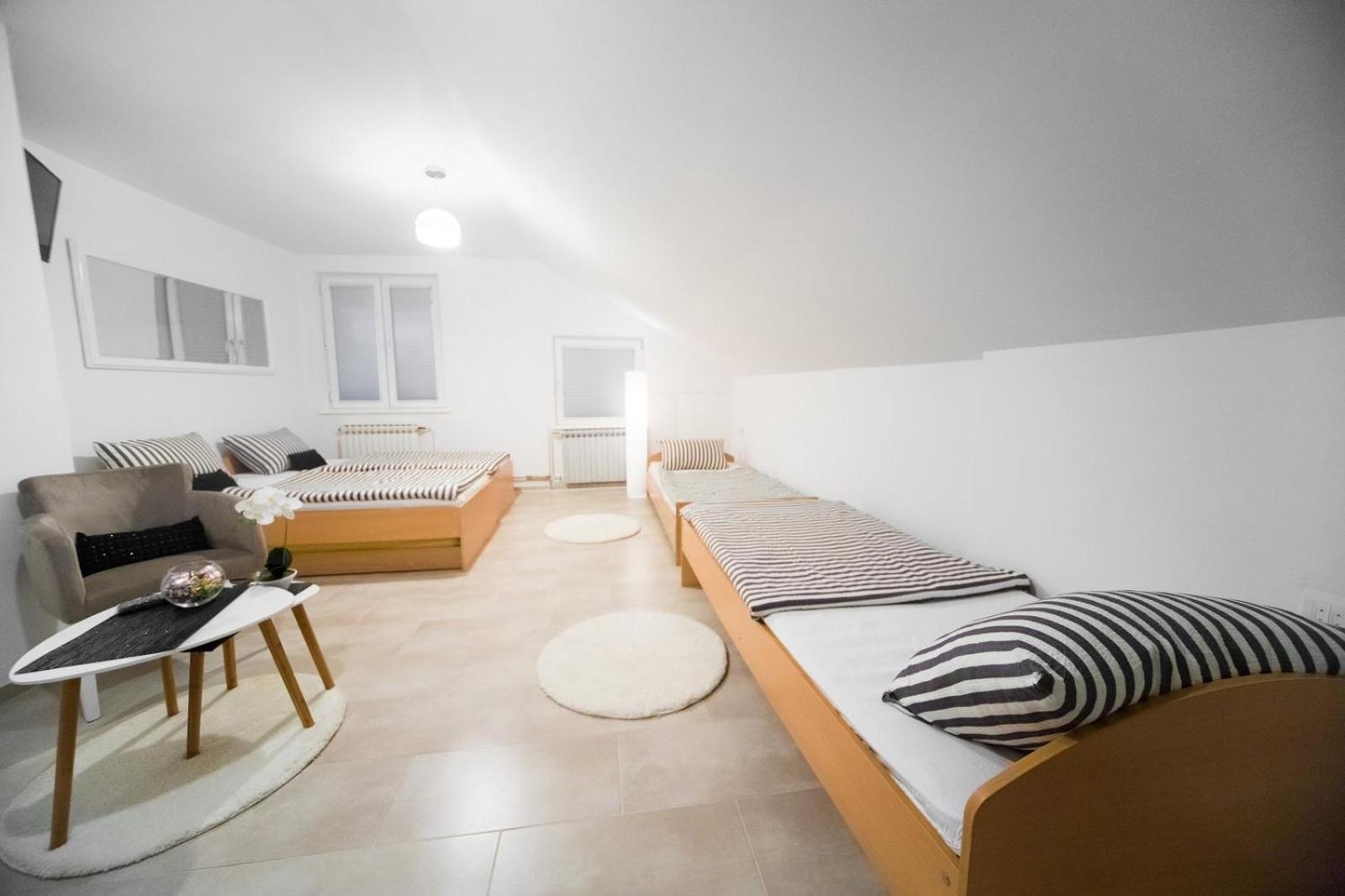 Hostel Herz Баня-Лука Екстер'єр фото